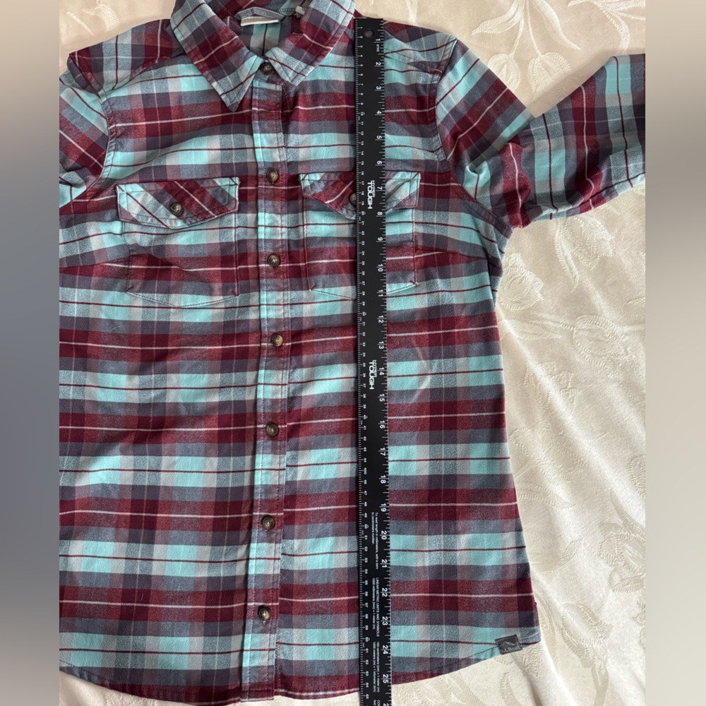 LL Bean Plaid  Button Up Womens Shirt - Picture 7 of 11
